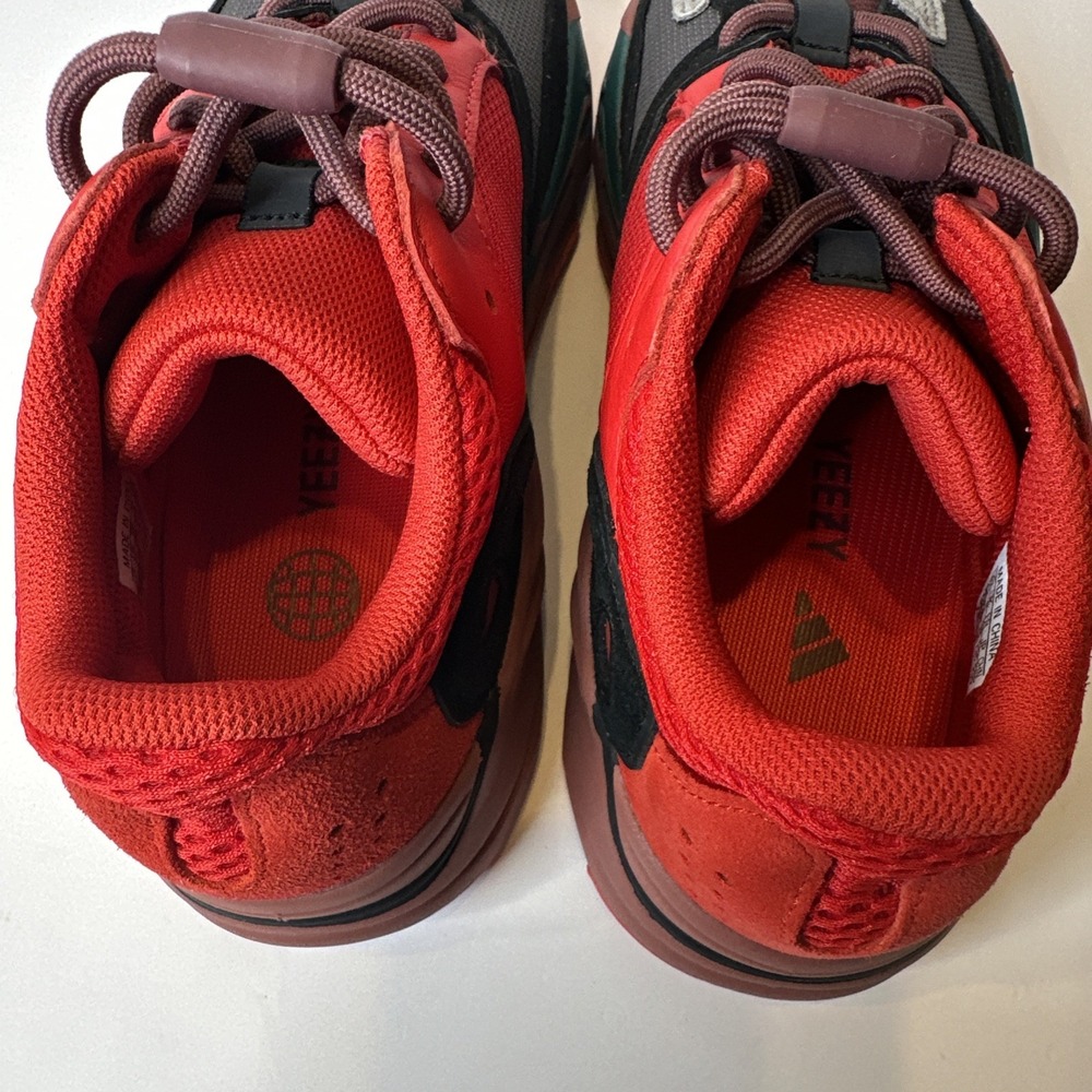 Size 5.5 - Women's Adidas Yeezy Boost 700 'High-Res Red' - Picture 9 of 16
